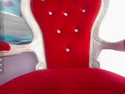 Amateur Adult Webcam of tiiny_emilly