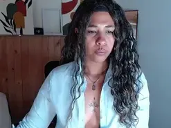 Amateur Best live sex cam show of IVONNECOLLINS33