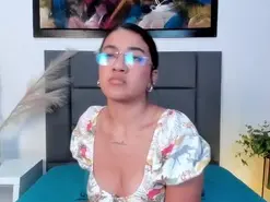 Amateur Private Sex Chat of LeahCarter