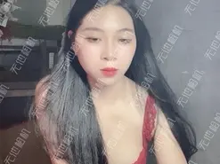 Amateur Free Live Porn of Strawberry18
