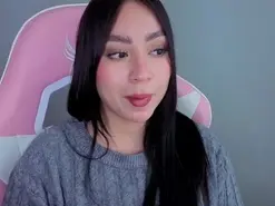 Amateur Sex Chat of Lya_Levine
