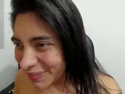 Amateur Sex Cam of miss_eylens