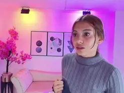 Amateur Live Sex Cam of Chloe_andrewss