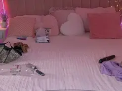 Amateur Nude Webcam of MissyMartinezz