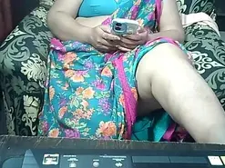 Amateur Live Sex Cam of indianbhabi40