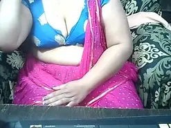 Amateur Live Porn of indianbhabi40