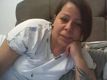 Bongacams Live Sex Cam of Diamonddesiree