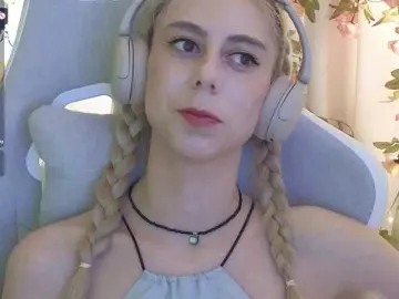 Bongacams Free Porn Cam of -Light-Fury-