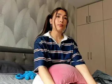 Bongacams Sex Chat of Bambiiiii