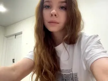 Bongacams Live Sex Cam of Lil-RO-XO