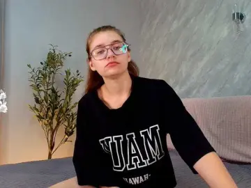 Bongacams Watch Live Sex Cams of LerushaKally