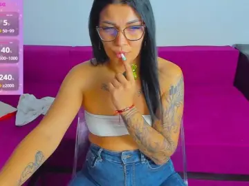 Bongacams Best live sex cam show of MiaKiity
