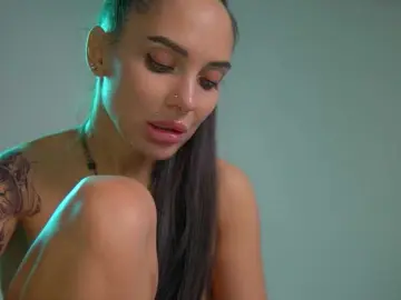 Bongacams Sex Cam of MilaMayy