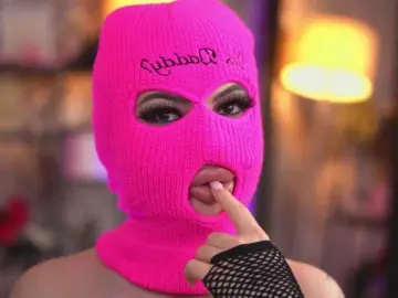Bongacams Live Sex of VaniluxButter