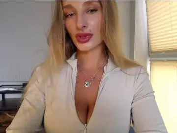 Bongacams Best live sex cam show of MarilynShow