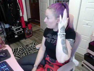 Bongacams Live Porn of gennyrock
