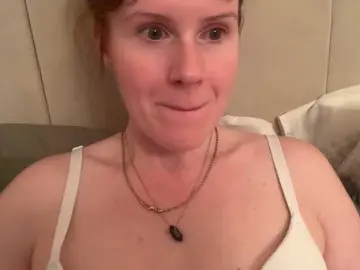 Bongacams Live Sex of REDHEADROSIE