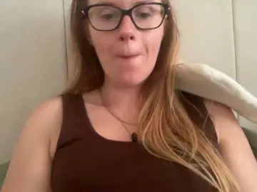 Bongacams Best live sex cam show of REDHEADROSIE