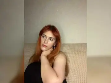 Bongacams Watch Live Sex Cams of AfinaFrance