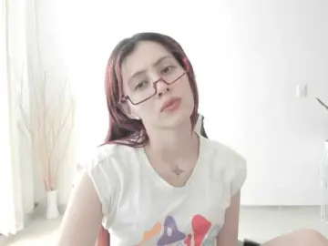 Bongacams Adult Webcam of RevySadashiTrue