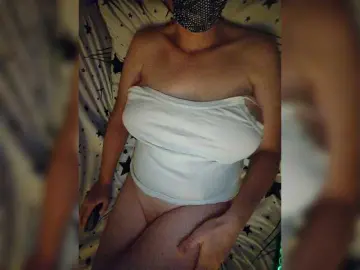 Bongacams Watch Live Sex Cams of MasseuseLabi