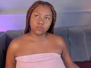 Bongacams Nude Webcam of Candaceowens