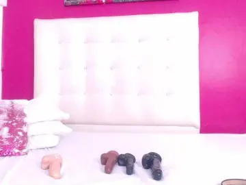 Bongacams Live Porn of tiny-whore
