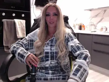 Bongacams Live Porn of blondalina