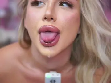 Bongacams Nude Webcam of AshleysinnX