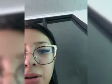 Bongacams Watch Live Sex Cams of LilyBratz