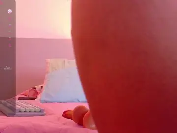 Bongacams Watch Live Sex Cams of cutepetitee