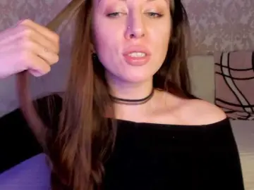 Bongacams Watch Live Sex Cams of FoxyAlisa