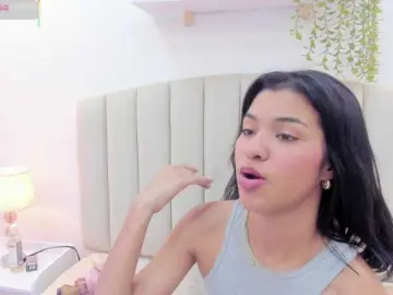 Bongacams Watch Live Sex Cams of Elettra-Bennet