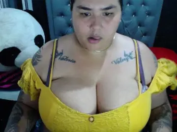 Bongacams Free Porn Cam of GabiBigBoobs