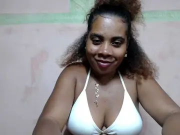 Bongacams Adult Video Chat of AlineEdena
