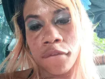 Bongacams Sex Cam of BARBYCHOCOLAT