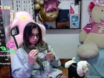 Bongacams Sex Cam of Maggie-Fox