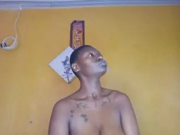 Bongacams Live Porn of CleavageKING