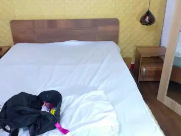 Bongacams Watch Live Sex Cams of Mrs-booty