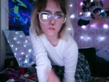 Bongacams Free Porn Cam of skvirtanadum69