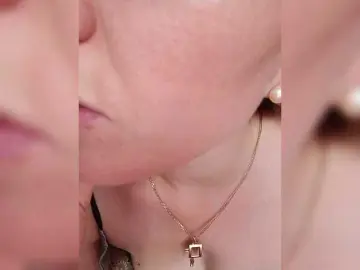 Bongacams Live Porn of Alenushka888