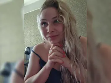 Bongacams Free Porn Cam of YourFunnyBlondiee