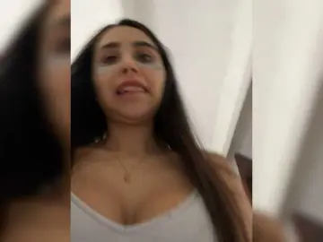 Bongacams Adult Webcam of SallyeLeins