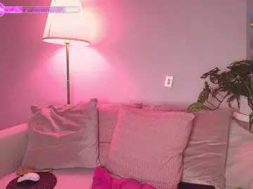 Bongacams Live Sex Cam of SallyeLeins