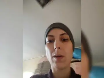 Bongacams Live Sex Cam of Kira700