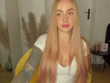 Bongacams Adult Webcams of SEXYcoralie