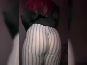 Bongacams Free Porn Cam of L0lly-D0lly