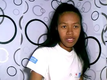 Bongacams Free Porn Cam of rose27
