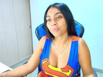 Bongacams Adult Webcam of Sophiiaaxx