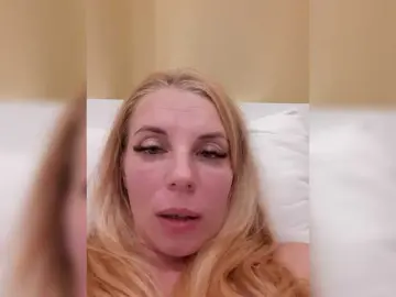Bongacams Watch Live Sex Cams of -nelya-